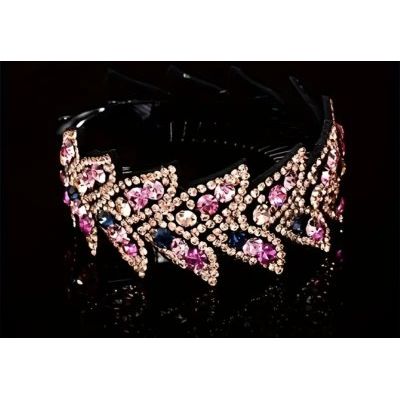 Knuthållare med Kristaller Swirl - Tinas Figure Skating Shop